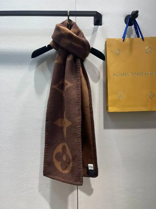 LV scarf 20X230cm E (35)