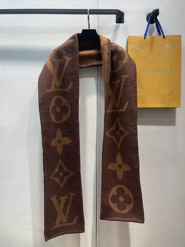LV scarf 20X230cm E (35)