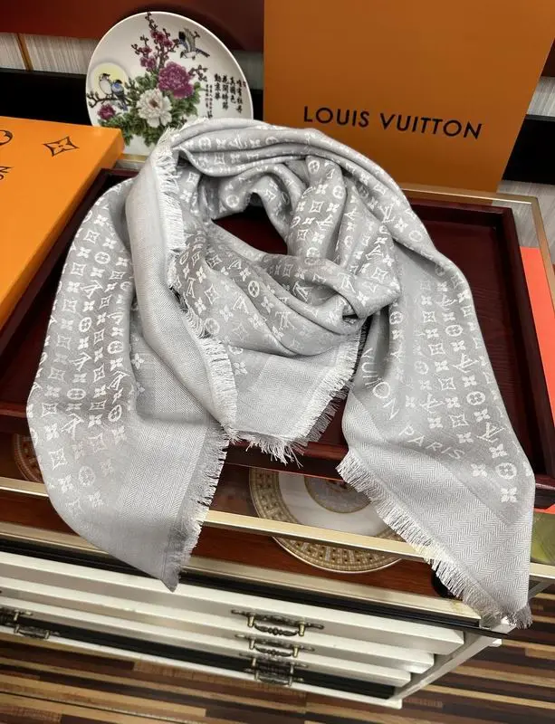 LV scarf 120X120cm 50%羊毛 50%羊绒 E (8)