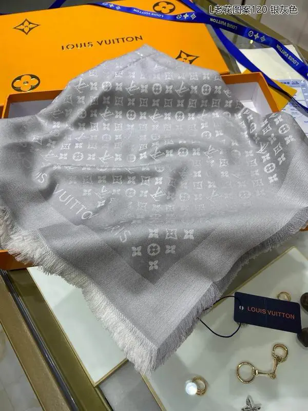 LV Scarf 140X140cm 70%羊绒30%真丝 E26 (26)
