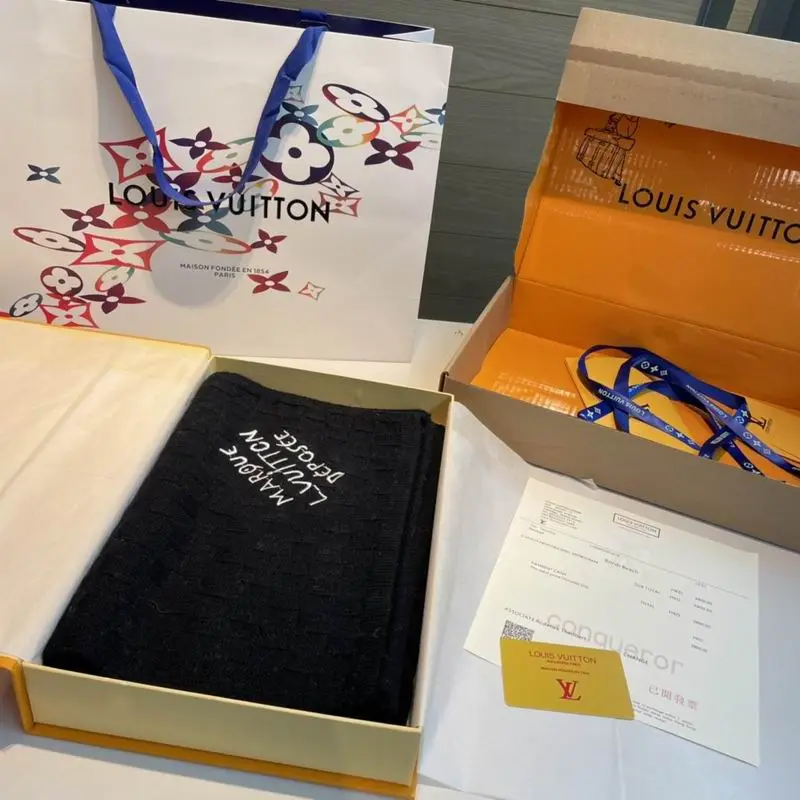 LV Scarf 29X178cm E (1)