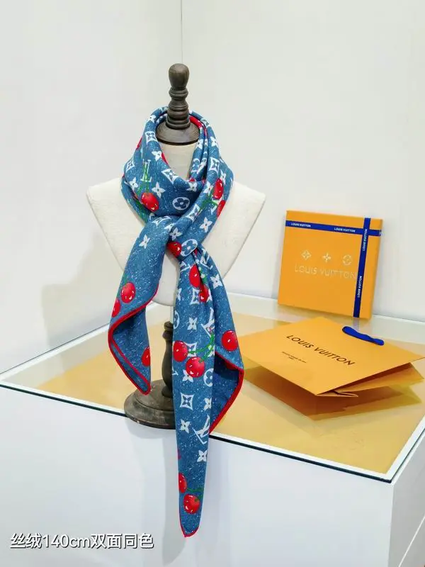 LV Scarf 140X140cm 70%羊绒30%真丝 E12 (28)