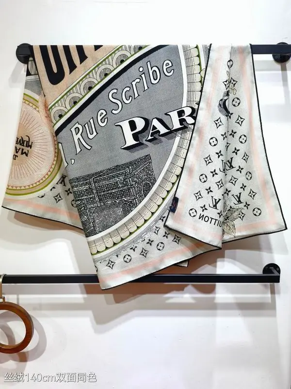LV Scarf 140X140cm 70%羊绒30%真丝 E01 (18)