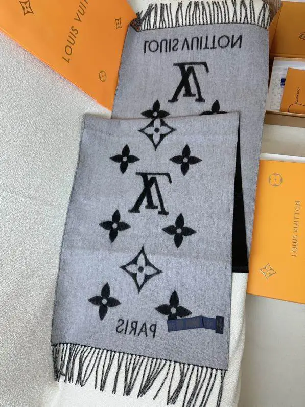 LV Scarf 45X180cm E (17)