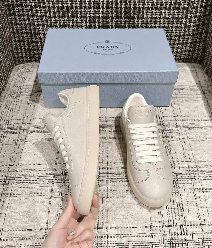 PRADA sz35-40 mnw0302 (1)