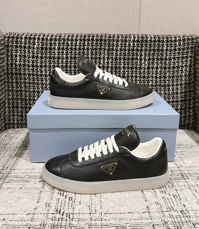 PRADA sz35-40 mnw0302 (1)
