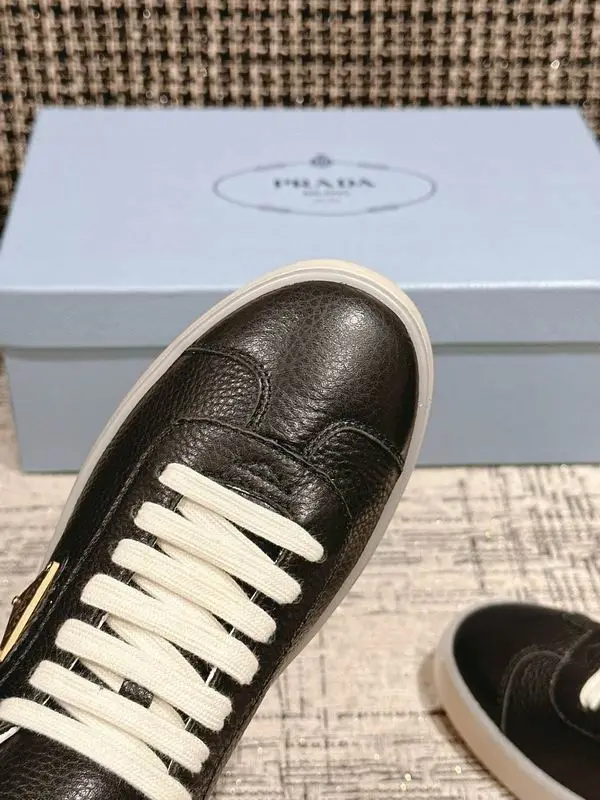 PRADA sz35-40 mnw0302 (1)