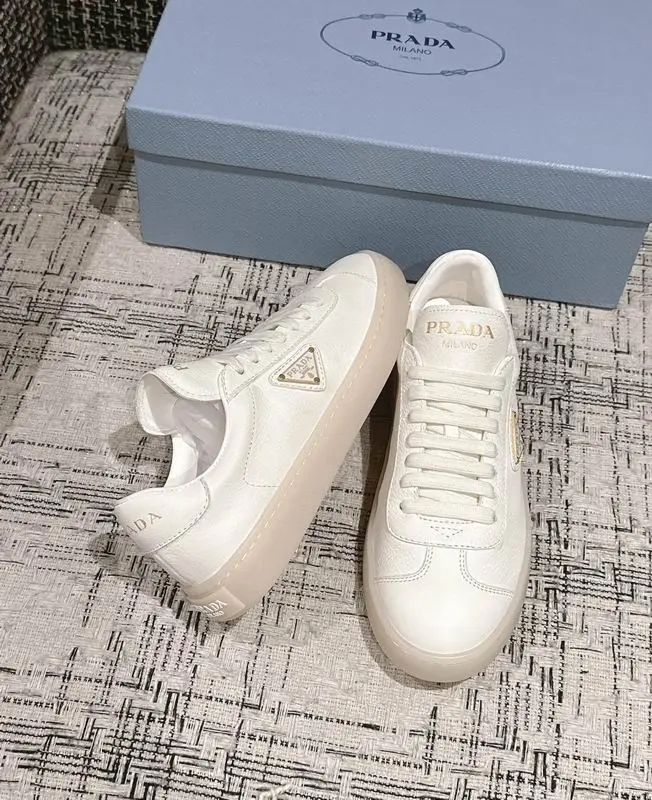 PRADA sz35-40 mnw0302 (1)