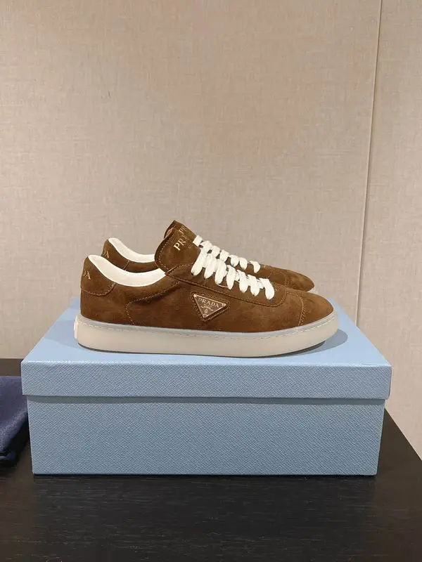 PRADA sz35-40 mnw0301 (1)