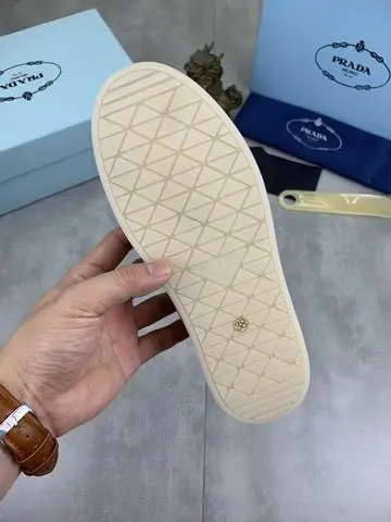 Prada sz35-41 mnh0502 (1)