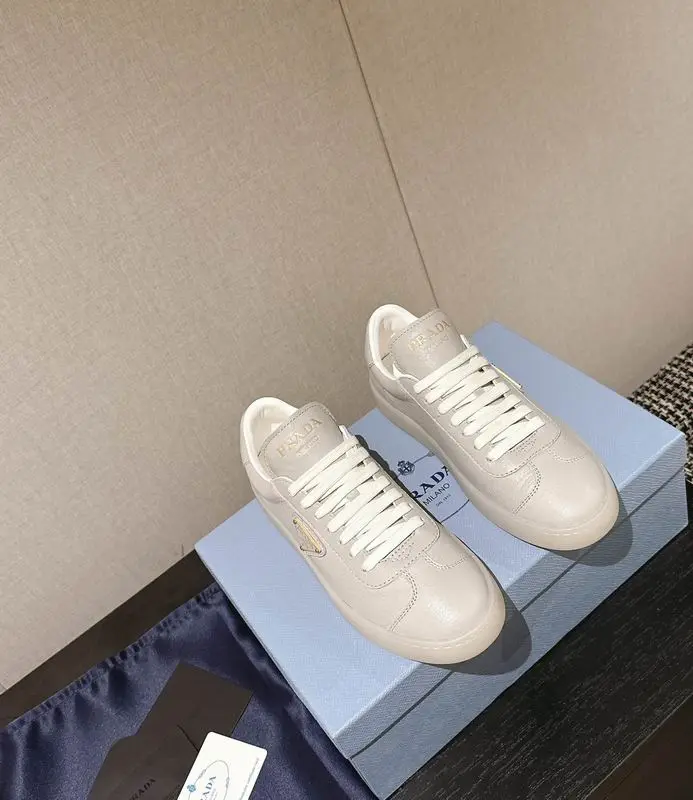 PRADA sz35-40 mnw0302 (1)