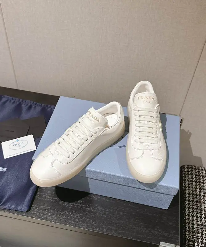 PRADA sz35-40 mnw0302 (1)