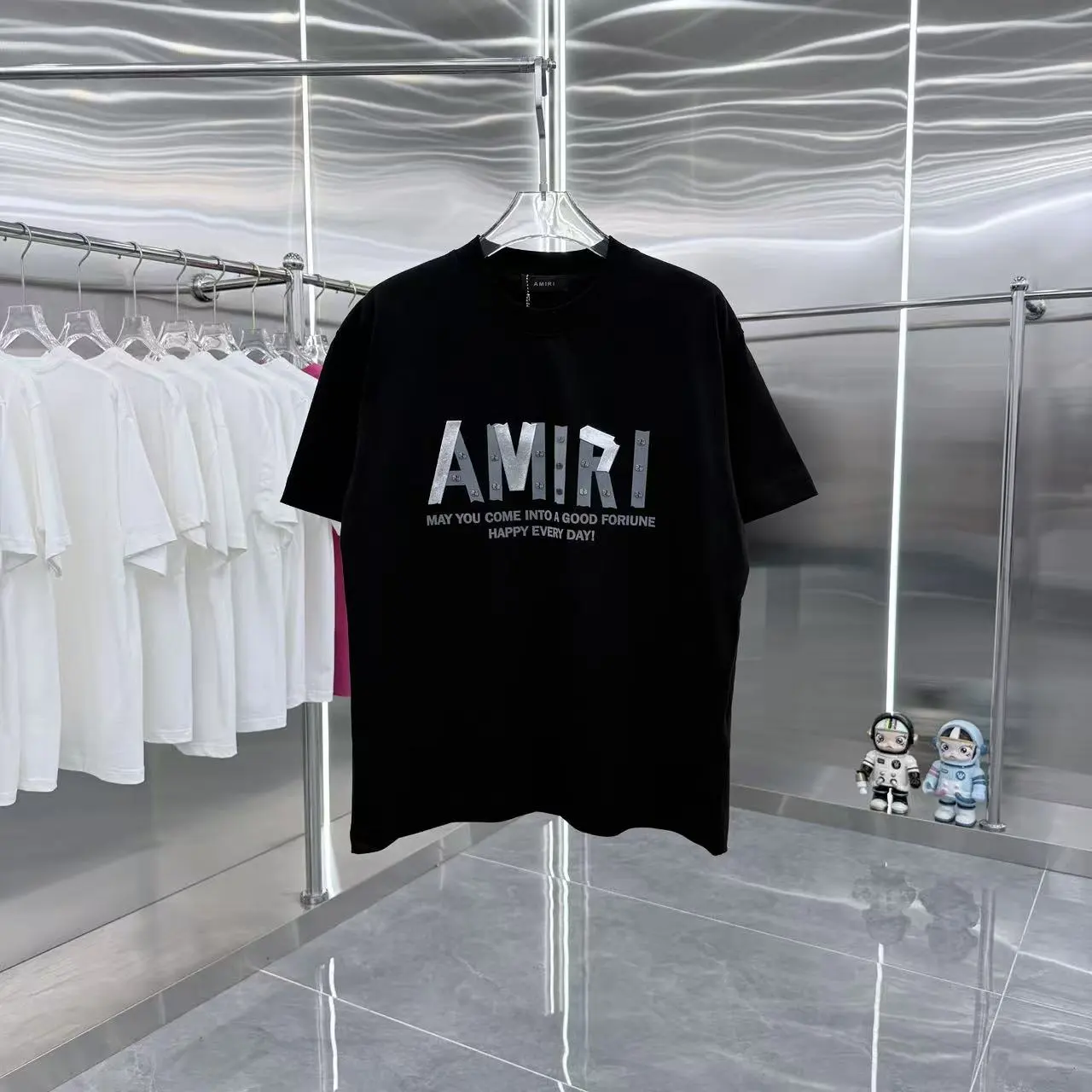 P80 AMLRI 2025春秋新款 320克 圆领短袖 五金柳钉➕立体硅胶工艺 男女同款宽松版 S M L XL XXL 五个码 黑色 白色 灰色