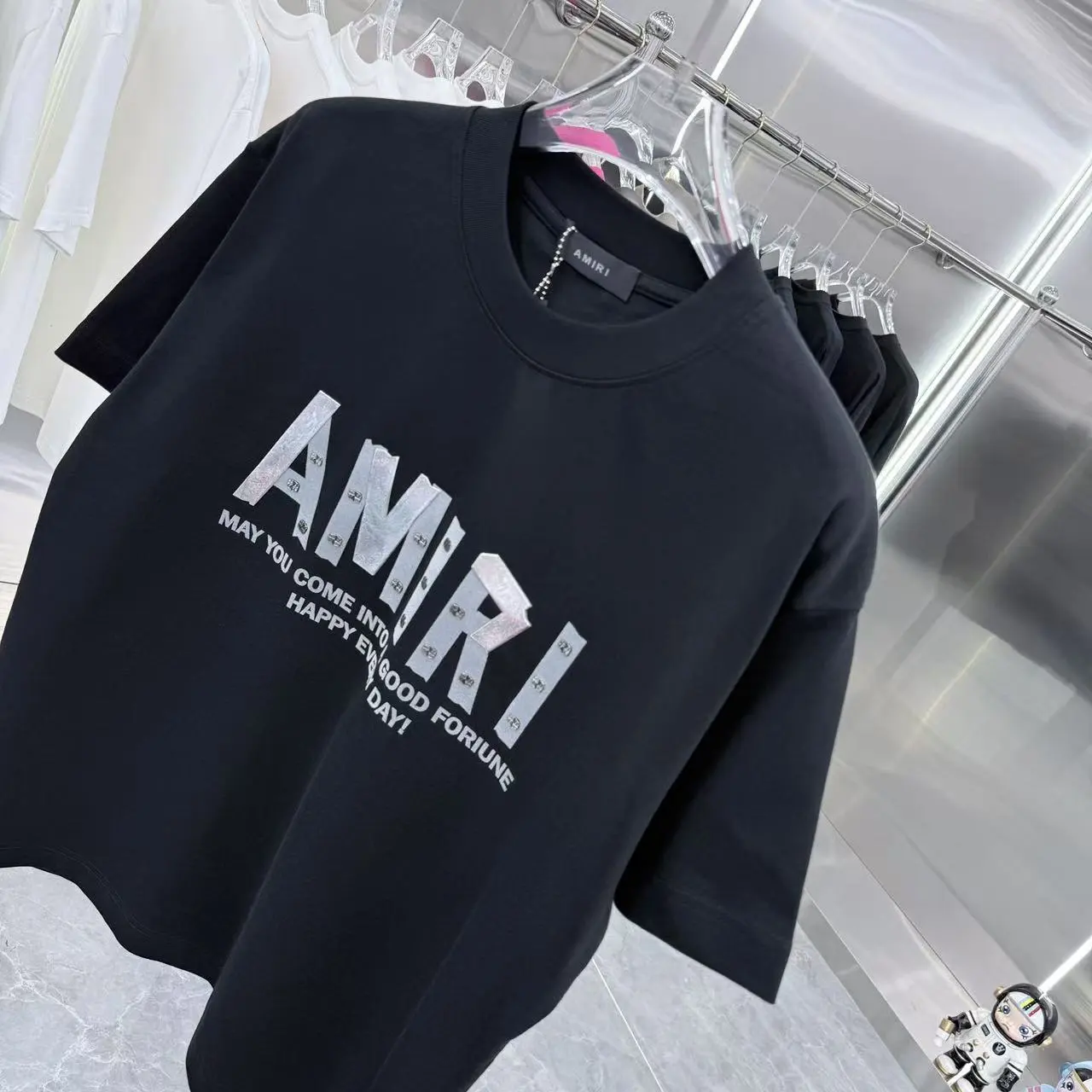 P80 AMLRI 2025春秋新款 320克 圆领短袖 五金柳钉➕立体硅胶工艺 男女同款宽松版 S M L XL XXL 五个码 黑色 白色 灰色