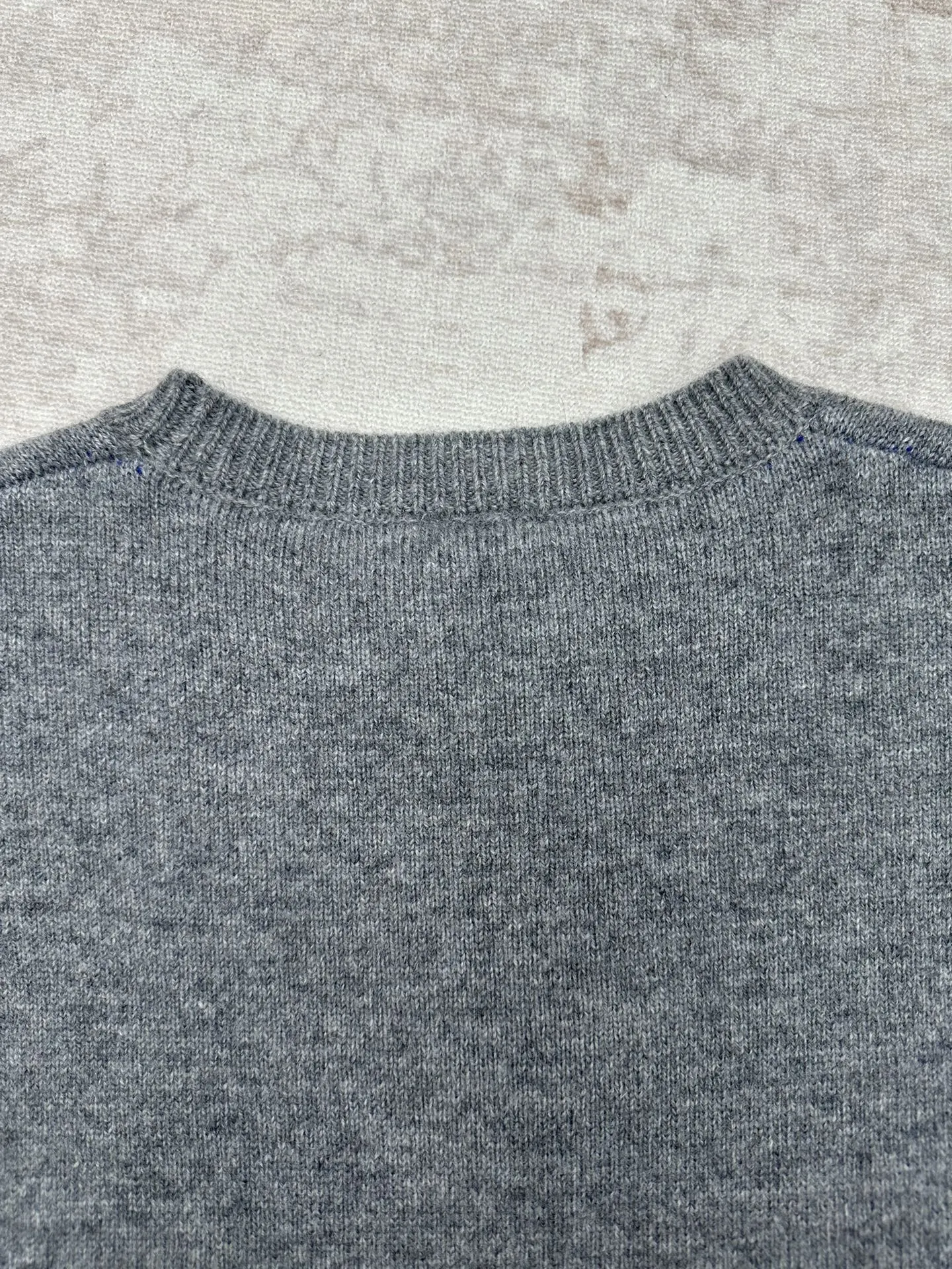 P285 赛琳 25ss新款圆领毛衣TRIOMPHE提花经典版型圆领罗纹饰边 码数:S.M.L.XL.