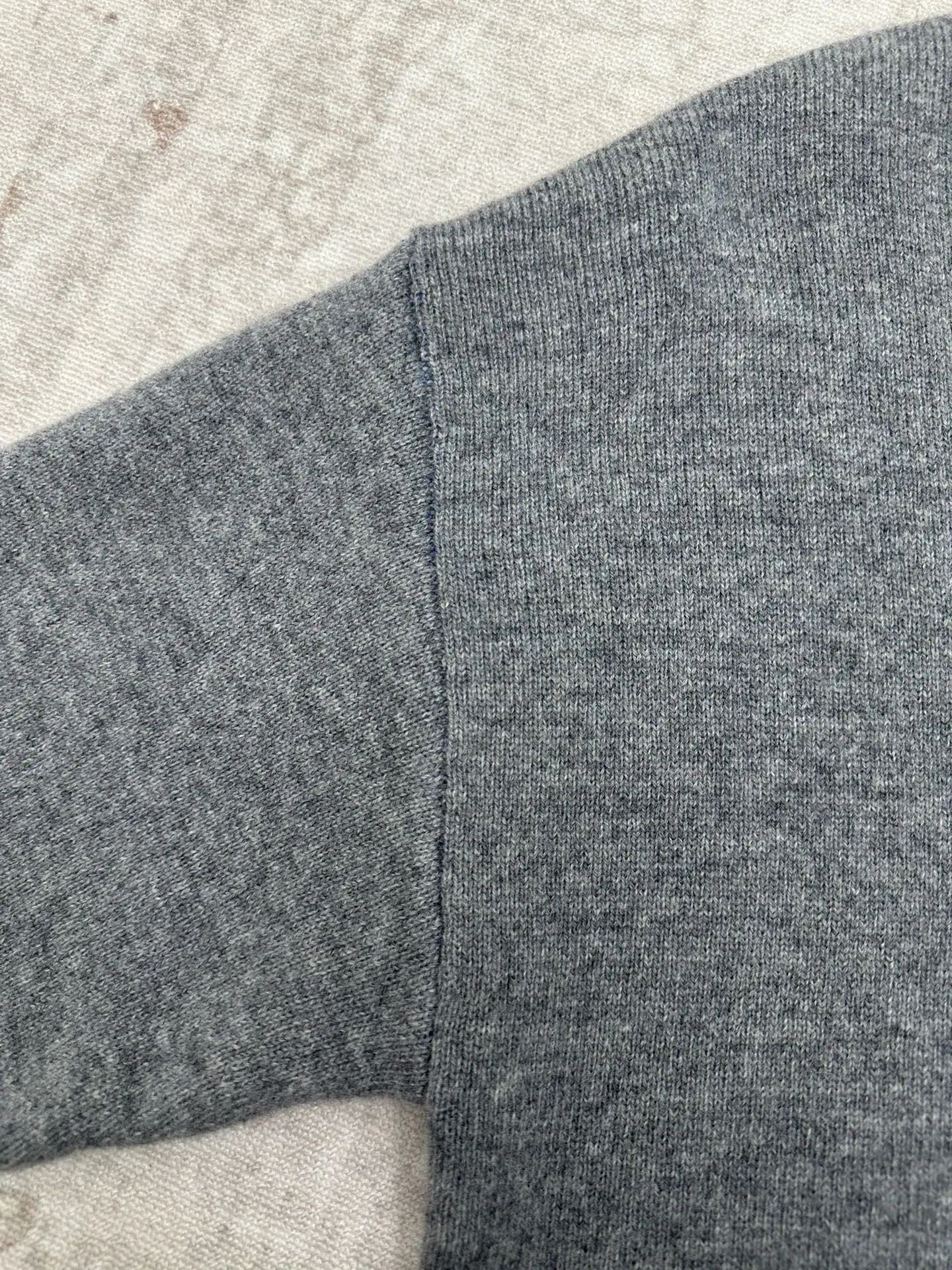 P285 赛琳 25ss新款圆领毛衣TRIOMPHE提花经典版型圆领罗纹饰边 码数：S.M.L.XL.