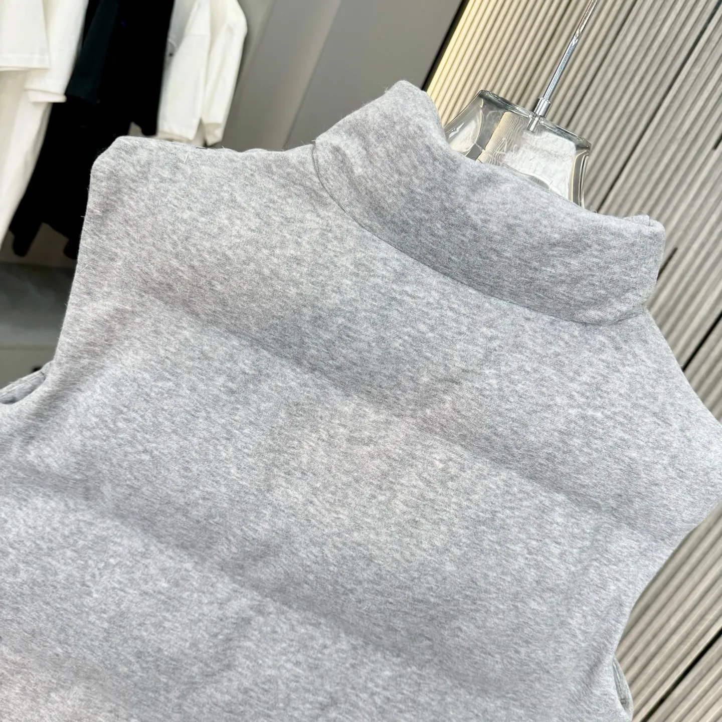 羽绒服活动价🔥🉐150 L XL?XXL 高品质 羽绒马甲（白鸭绒）🔥 速速（手慢无）