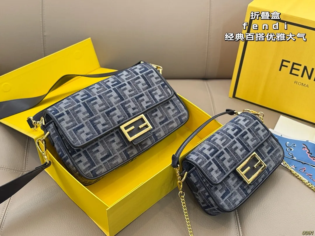 ¥170/¥160折叠盒 芬迪FENDI 法棍包 拿到手里才能感觉到它的魅力 经典百搭优雅大气 这份质感 小仙女们值得拥有 尺寸26 15/20 11