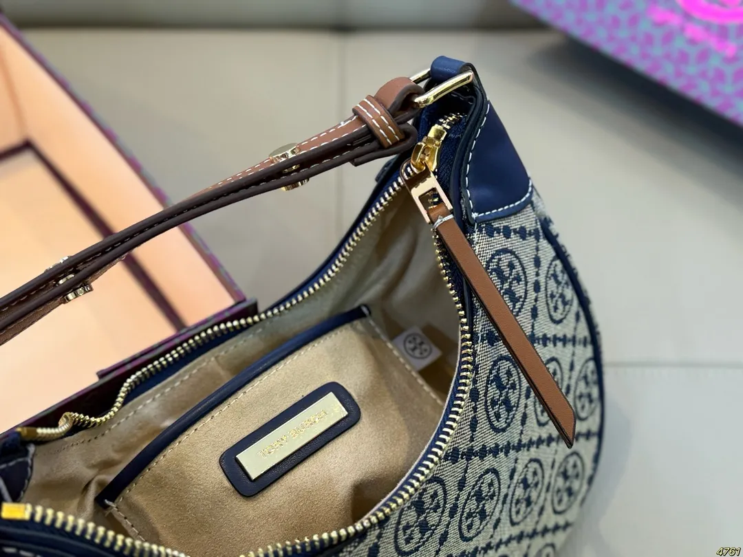 ¥170折叠盒 tb托里伯奇 ToryBurch腋下包 可可爱爱 小巧玲珑 优雅精致 仙女必备款 尺寸24 13