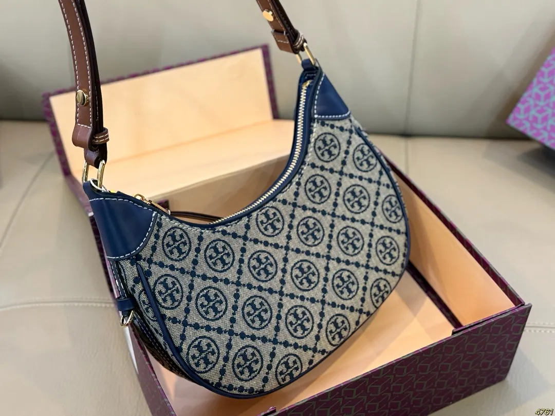 ¥170折叠盒 tb托里伯奇 ToryBurch腋下包 可可爱爱 小巧玲珑 优雅精致 仙女必备款 尺寸24 13