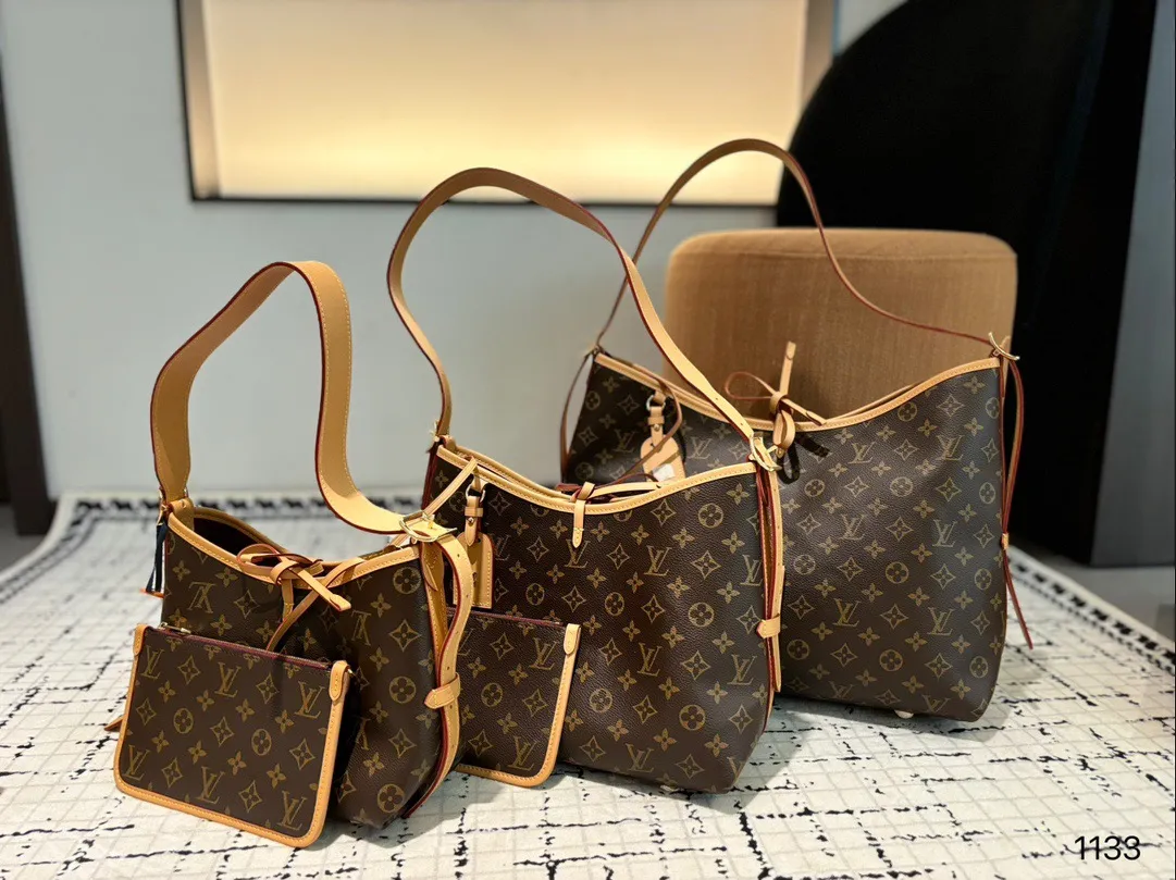 P190P180P170 路易威登Lv Carryall新款通勤包颜值实用 #路易威登Lv #路易威登#Iv #路易威登louisvuitton#路易威登carryall #Carryall |v7月新款,可斜挎、单肩。容量保证,敞口磁铁吸内扣取放平板小电脑非常方便,设计比neverfull小巧、肩带够宽不那么勒;比graceful俏皮,上身完全;是驴家通勤包款颜值担当@ 尺寸 大号38中号30 小号23