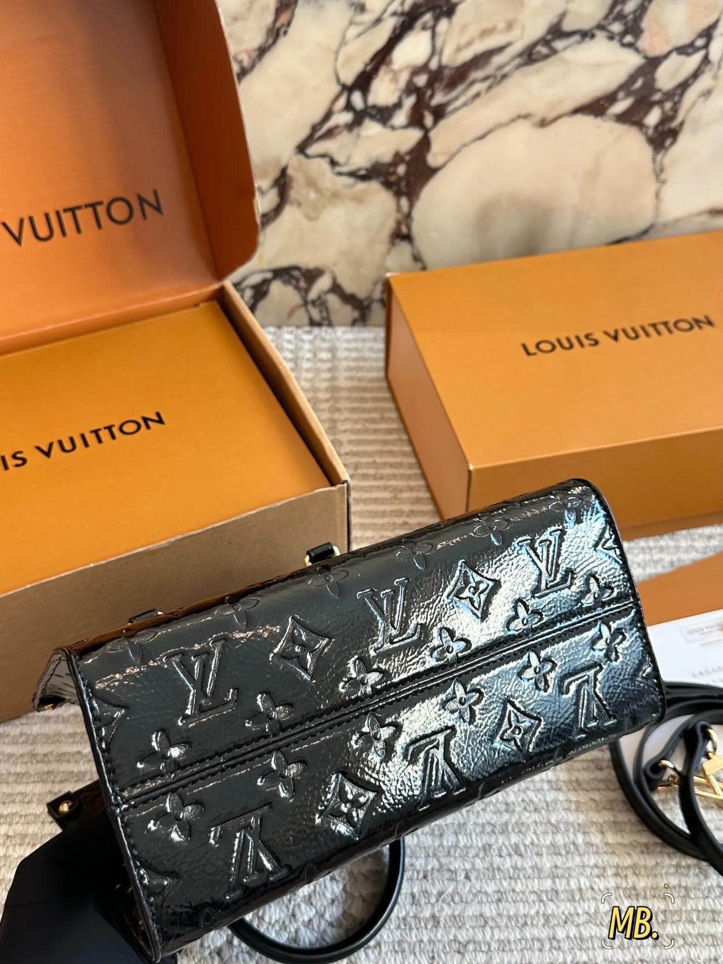 💰 185 配盒 新款丛林 size:25*19cm (小号) ONTHEGO小号手袋 搜索🔍 L家 onthego购物袋