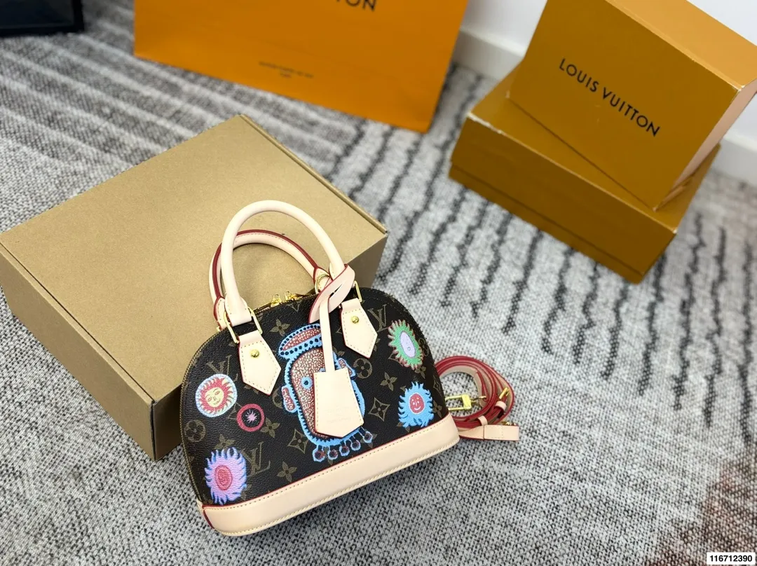 P150配折叠盒⚠️尺寸24*17 LV 贝壳包 又甜又酷 一整个爱住 百搭时尚 颜值超高