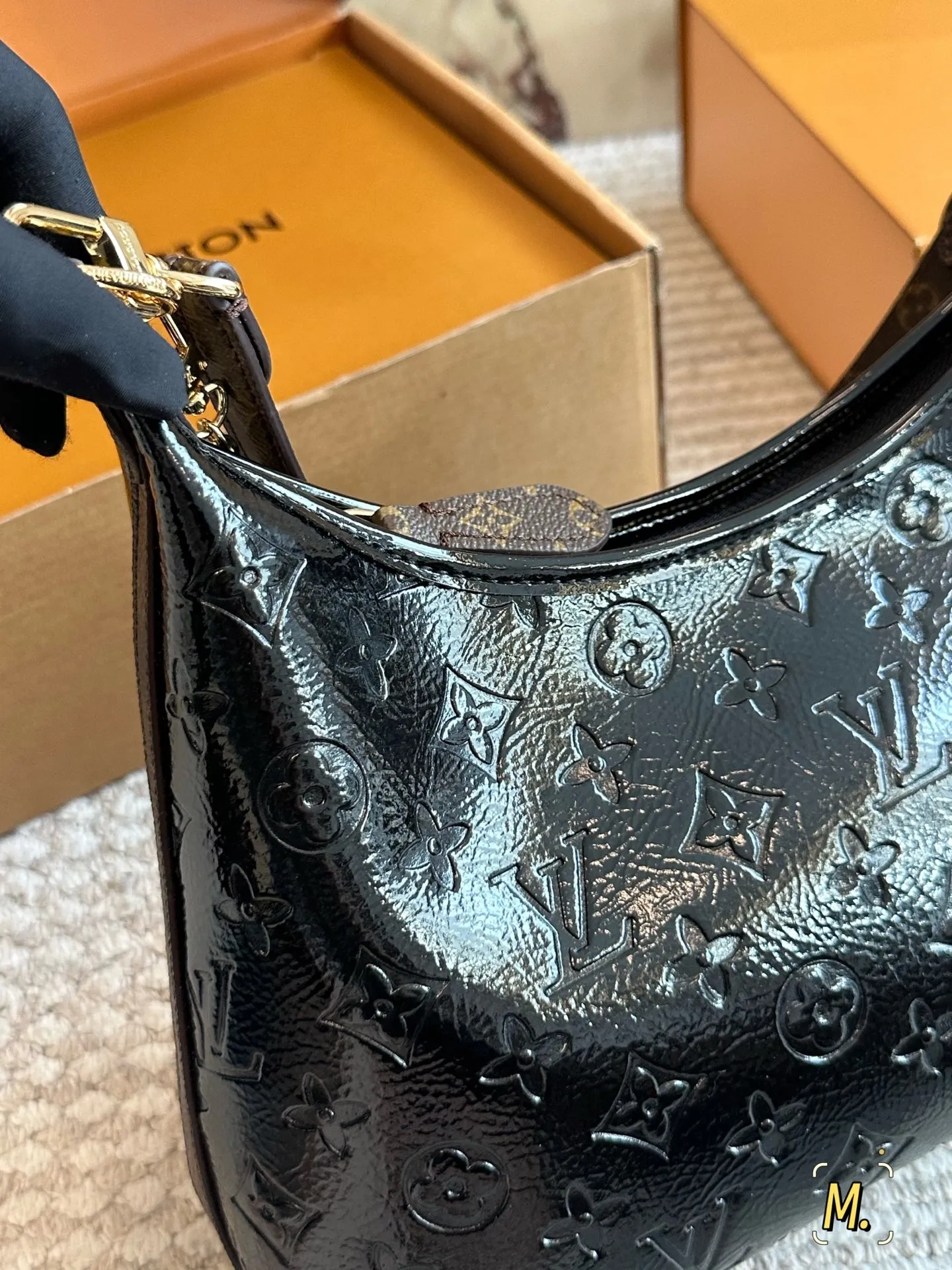 💰190 配盒 size 32 17cm L家 新款 上身简直不要太好看 斜挎、单肩、手拎！ 新尺寸真的很nice 搜索🔍Lv 水桶包