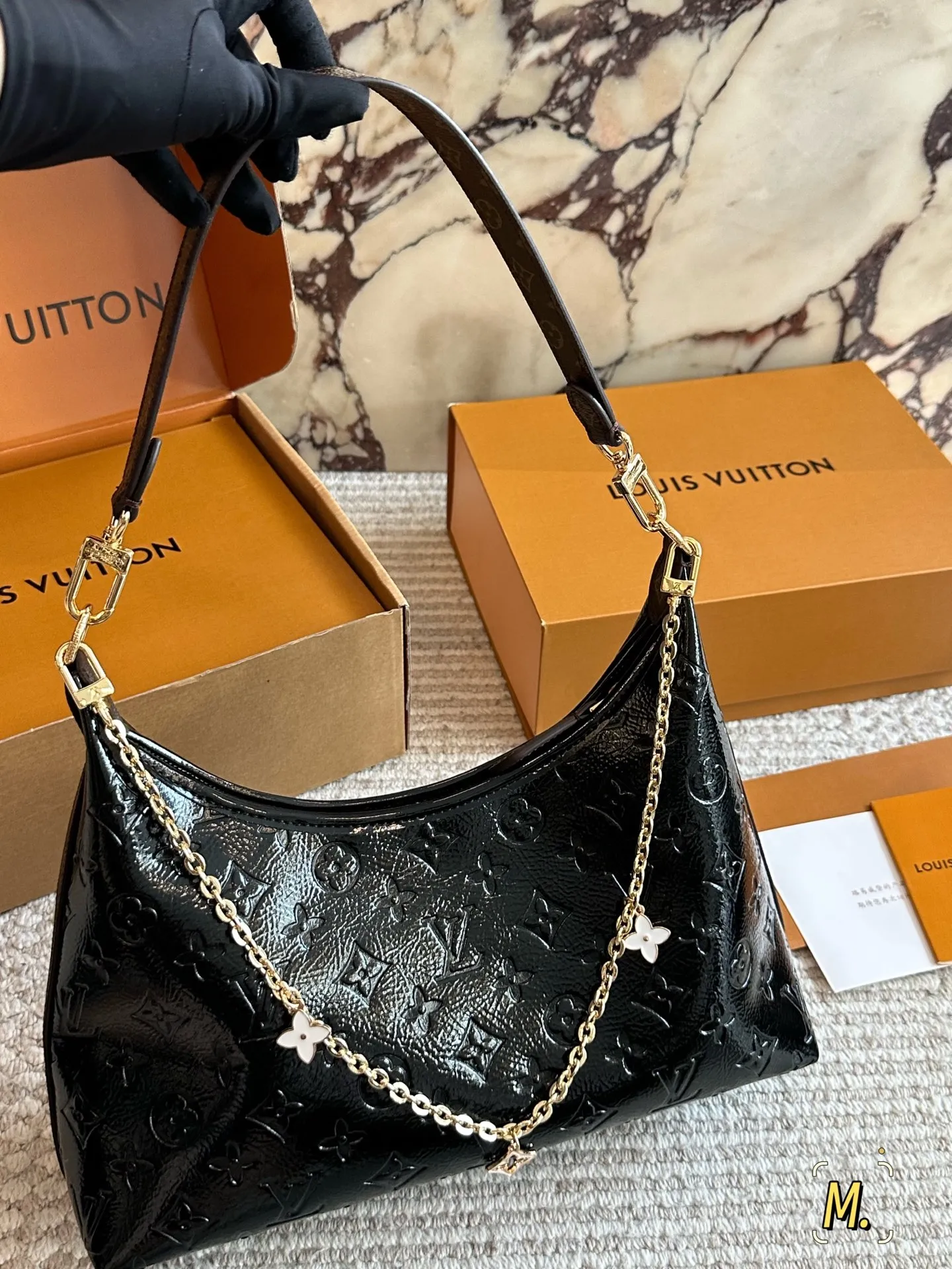 💰190 配盒 size 32 17cm L家 新款 上身简直不要太好看 斜挎、单肩、手拎! 新尺寸真的很nice 搜索🔍Lv 水桶包