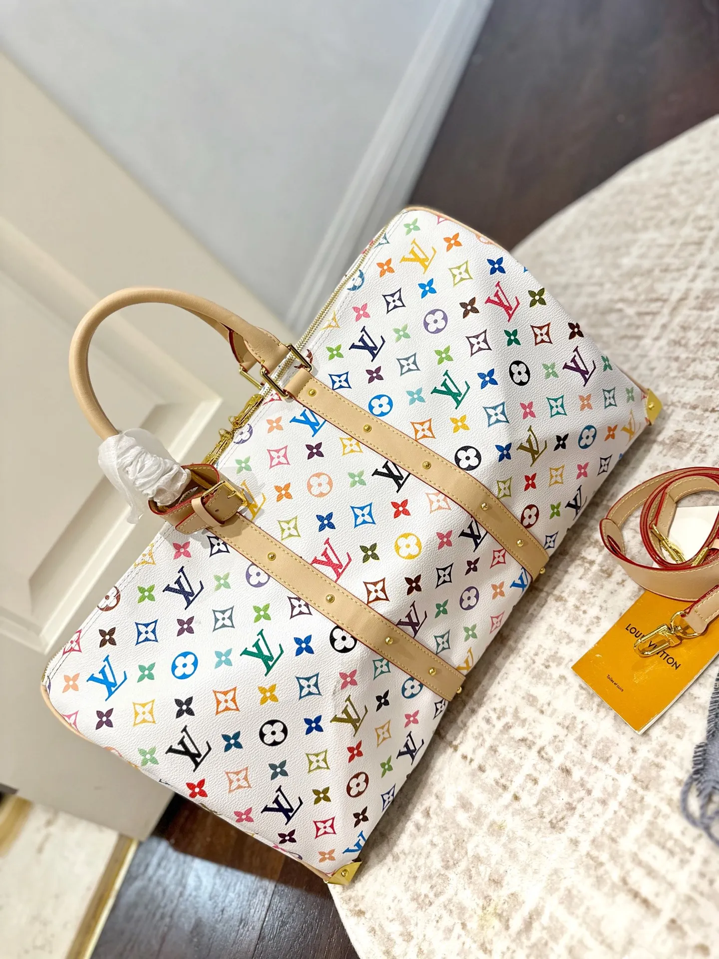 p220 尺寸 45cm 超酷中LV Keepall老花旅行袋 LVKeepall 出差旅行最常用的一只包 这是超酷的一只包 可以做健身包,也可做旅行袋 容量超级感人非常的实用! 出差三四天背这只包,衣服和洗漱用品完全足够!最主要是凹造型最棒了~ 马上爱豆出街的赶脚 路易威登Louis Vuitton 9VintageMusevie 中古店Iv keepall 老花手提包包