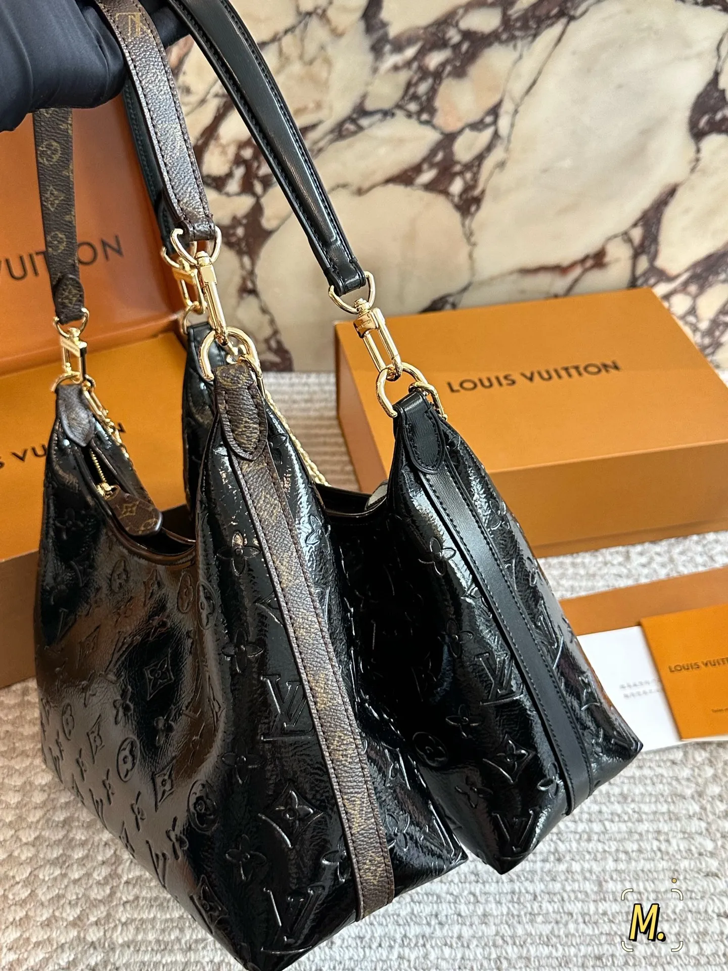 💰190 配盒 size 32 17cm L家 新款 上身简直不要太好看 斜挎、单肩、手拎! 新尺寸真的很nice 搜索🔍Lv 水桶包