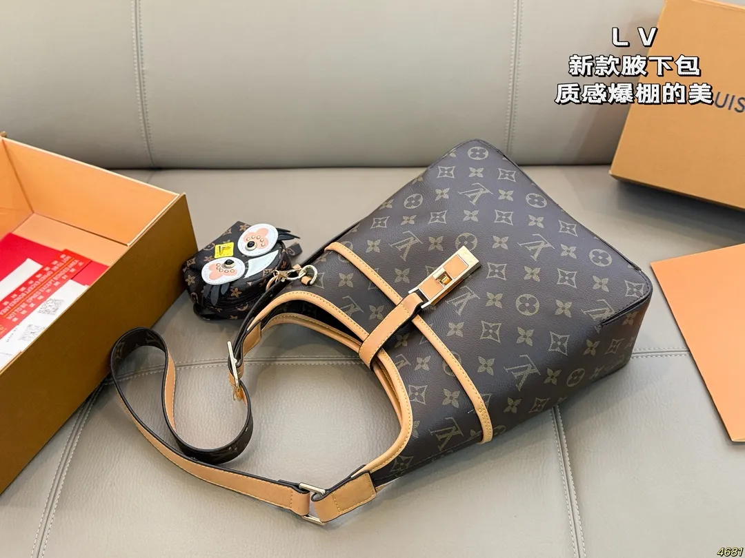 ¥135 LV新款腋下包 质感爆棚的美 上身真的太太太有质感啦 日常逛街不要太吸晴 尺寸23 22