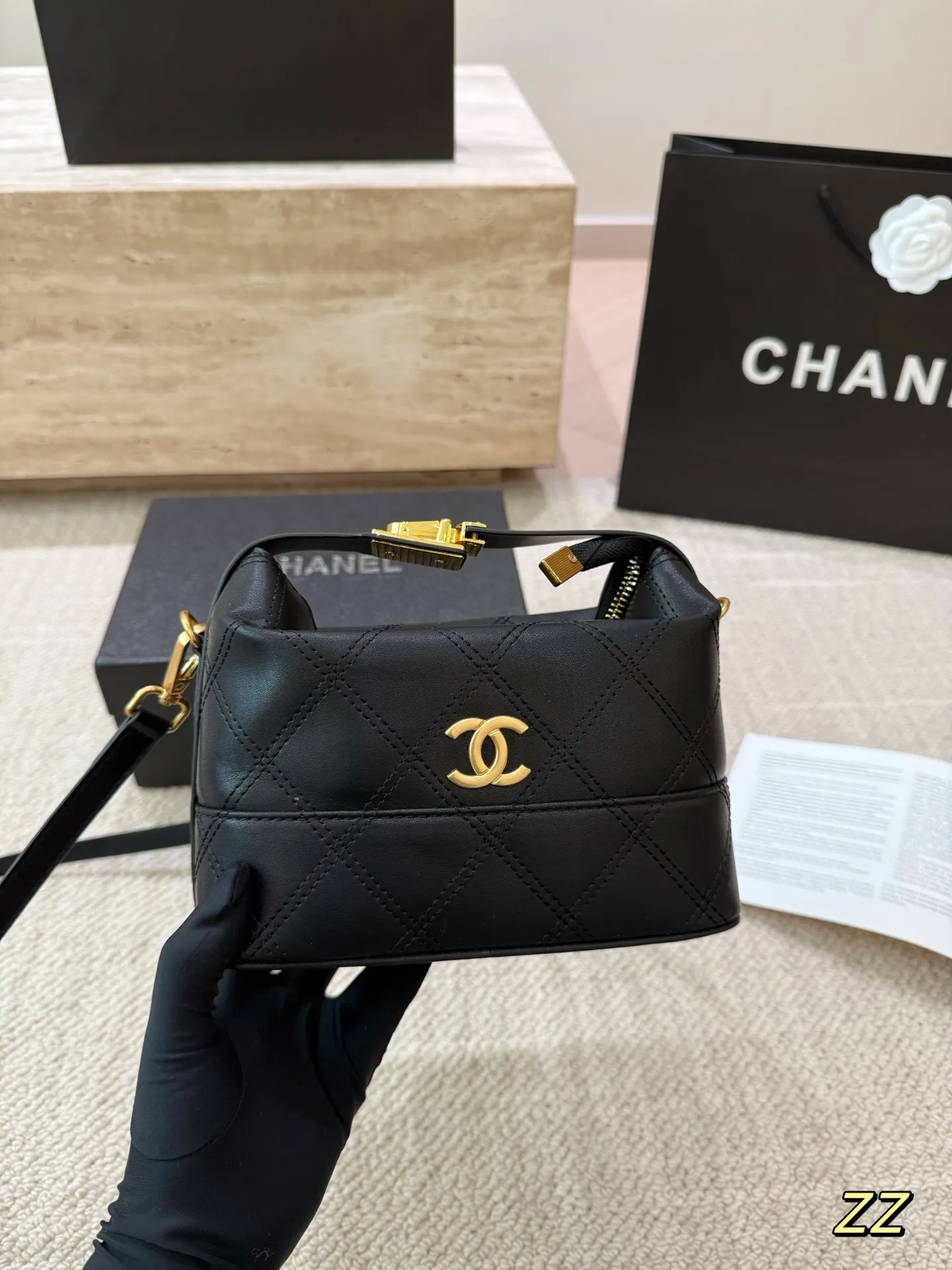 P130 Chanel香奈儿饭盒包 中古系列 可手提 可斜挎 配礼盒🎁尺寸19.16
