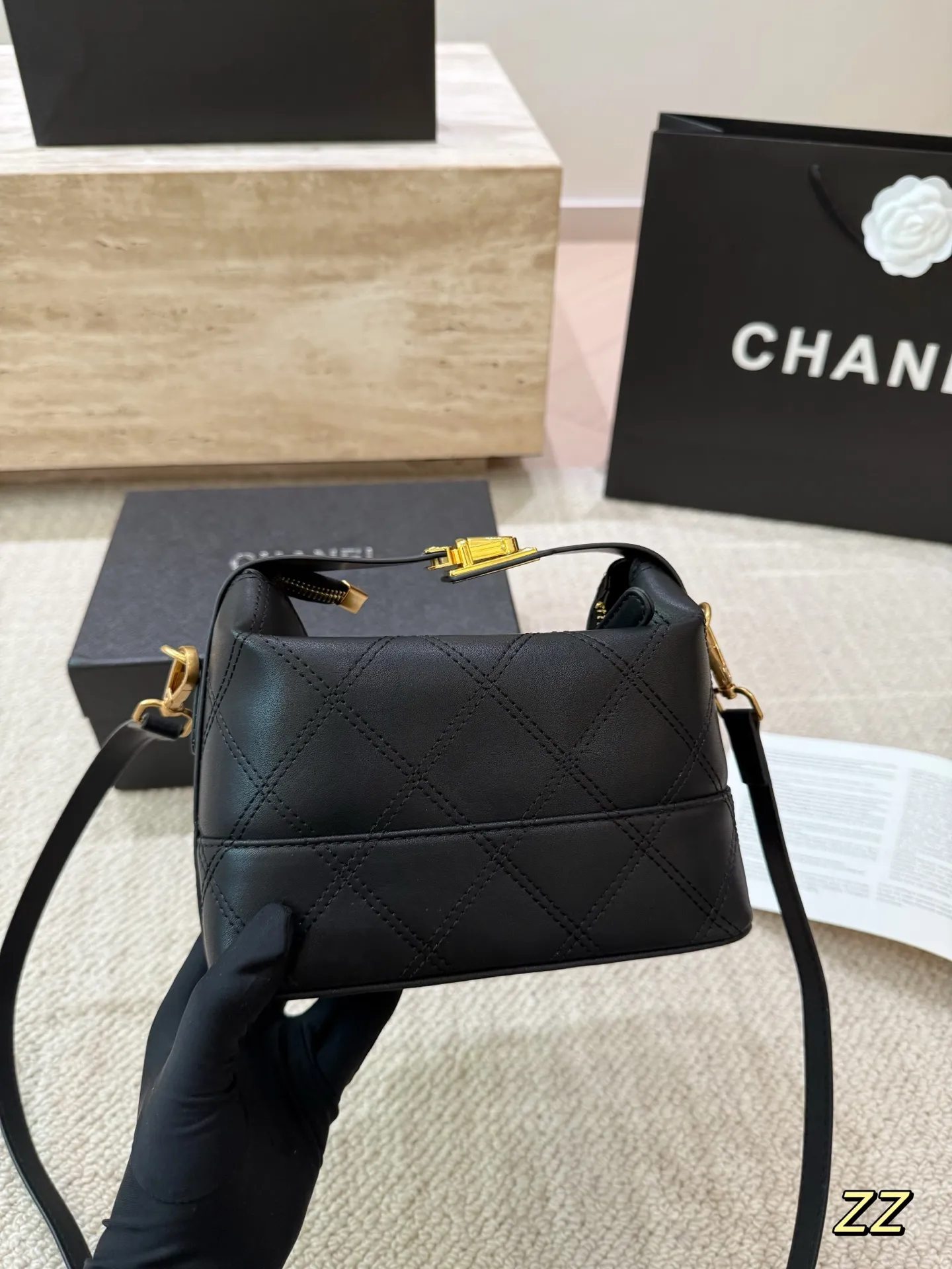 P130 Chanel香奈儿饭盒包 中古系列 可手提 可斜挎 配礼盒🎁尺寸19.16