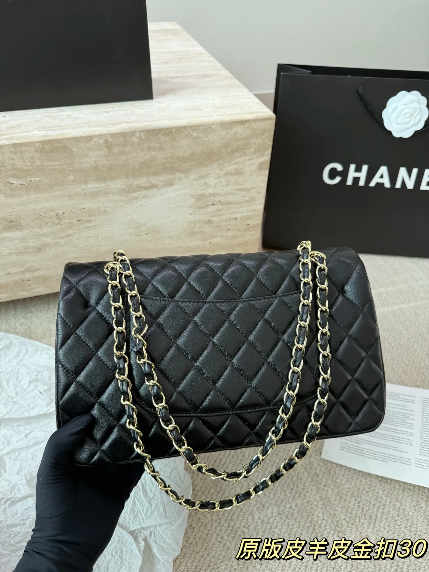 头层皮P250 Chanel香奈儿大号CF羊皮 Chanel 双盖双链 最近各大品牌都在炸大包！太酷啦！ 百搭容量大 真的很香 ！ 尺寸 30 17cm