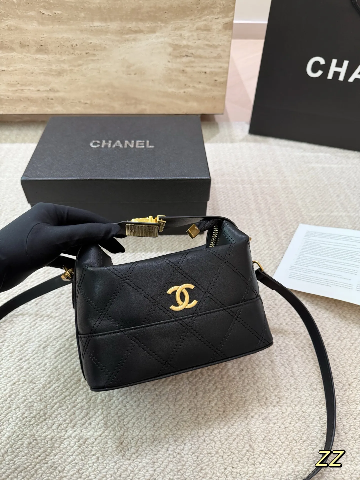 P130 Chanel香奈儿饭盒包 中古系列 可手提 可斜挎 配礼盒🎁尺寸19.16