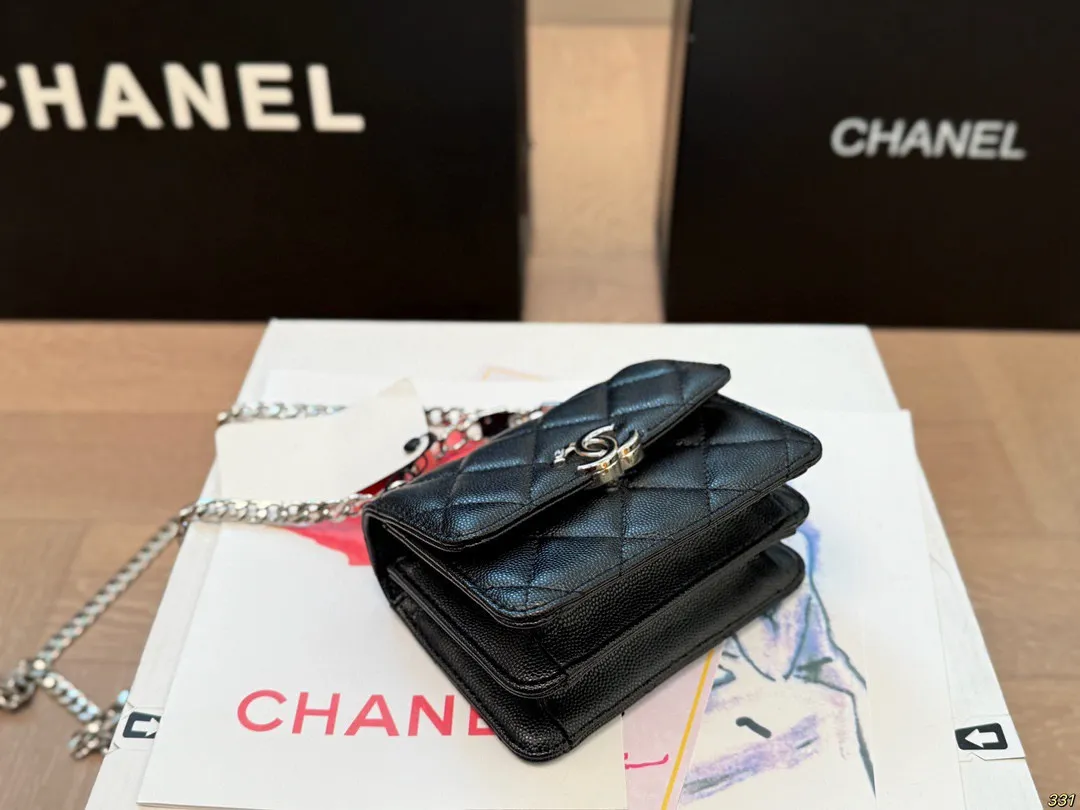 &yen;140飞机盒 Chanel迷你包链条包 搭配很适这季节 香奈儿 复古氛围感瞬间拉满 尺寸: 13 10