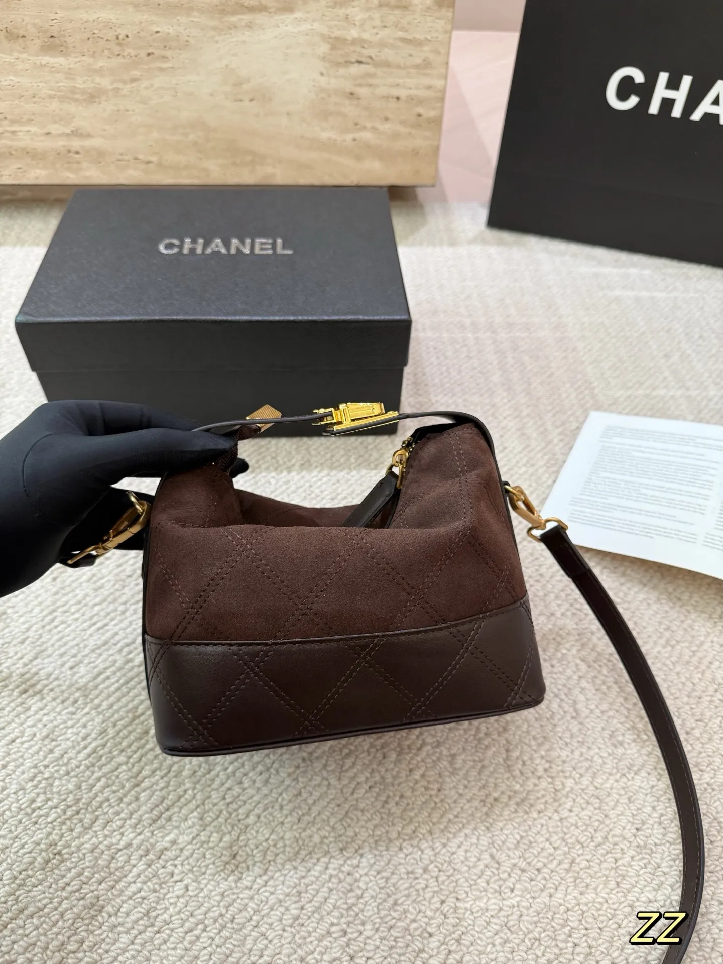 P130 麂皮 Chanel香奈儿饭盒包 中古系列 可手提 可斜挎 配礼盒🎁尺寸19.16