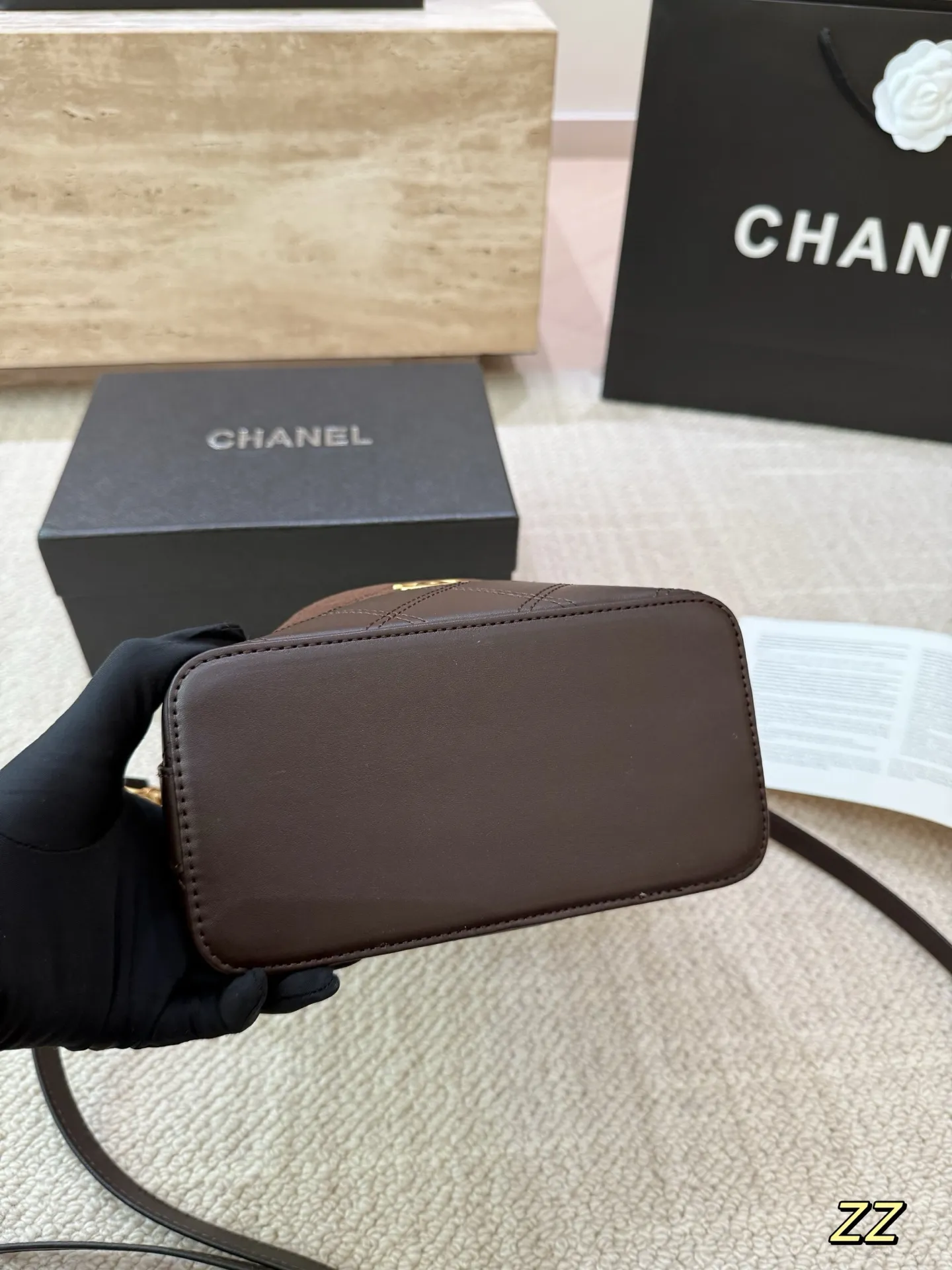 P130 麂皮 Chanel香奈儿饭盒包 中古系列 可手提 可斜挎 配礼盒🎁尺寸19.16