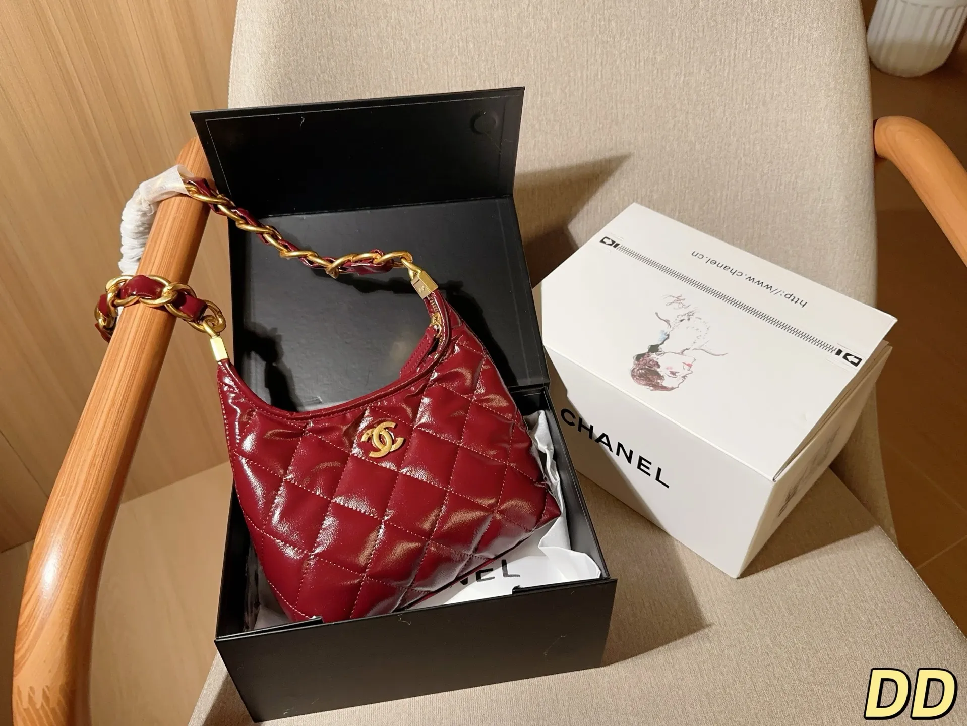 💰145 香奈儿Chanel 24A最新hobo油蜡皮腋下包 尺寸20&times;19&times;8 礼盒包装🎁