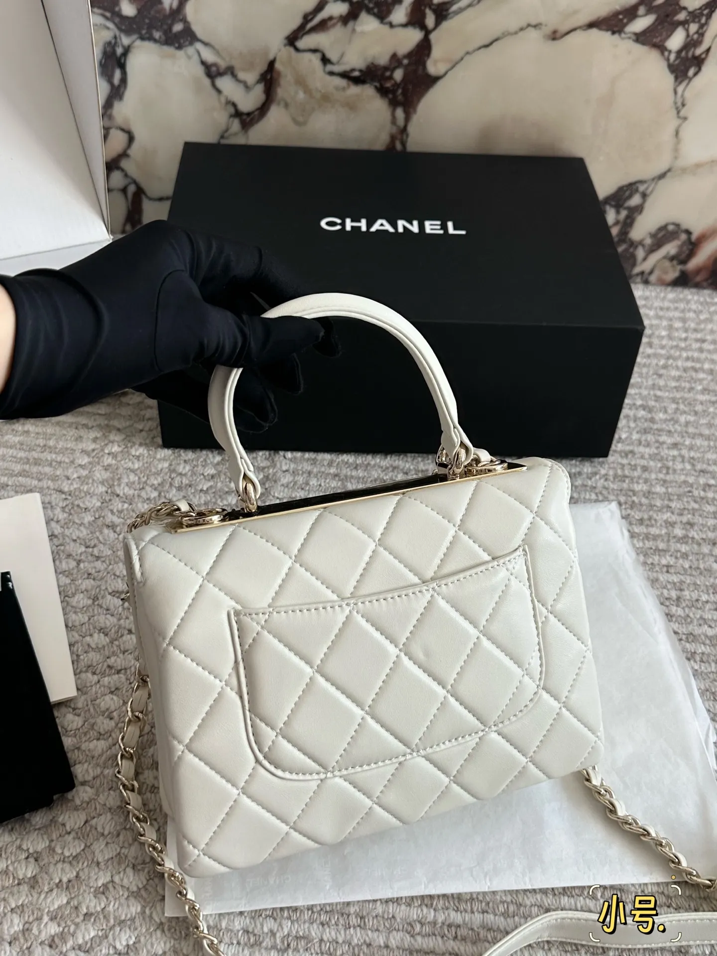 升级版💰190、160配盒 size:20*15cm (小号) 25*18cm (大号) 小香家 trendy cc 风琴包系列! 上身后超显大气, 容量非常🉑️! ⚠️经典黑色软糯又舒服!