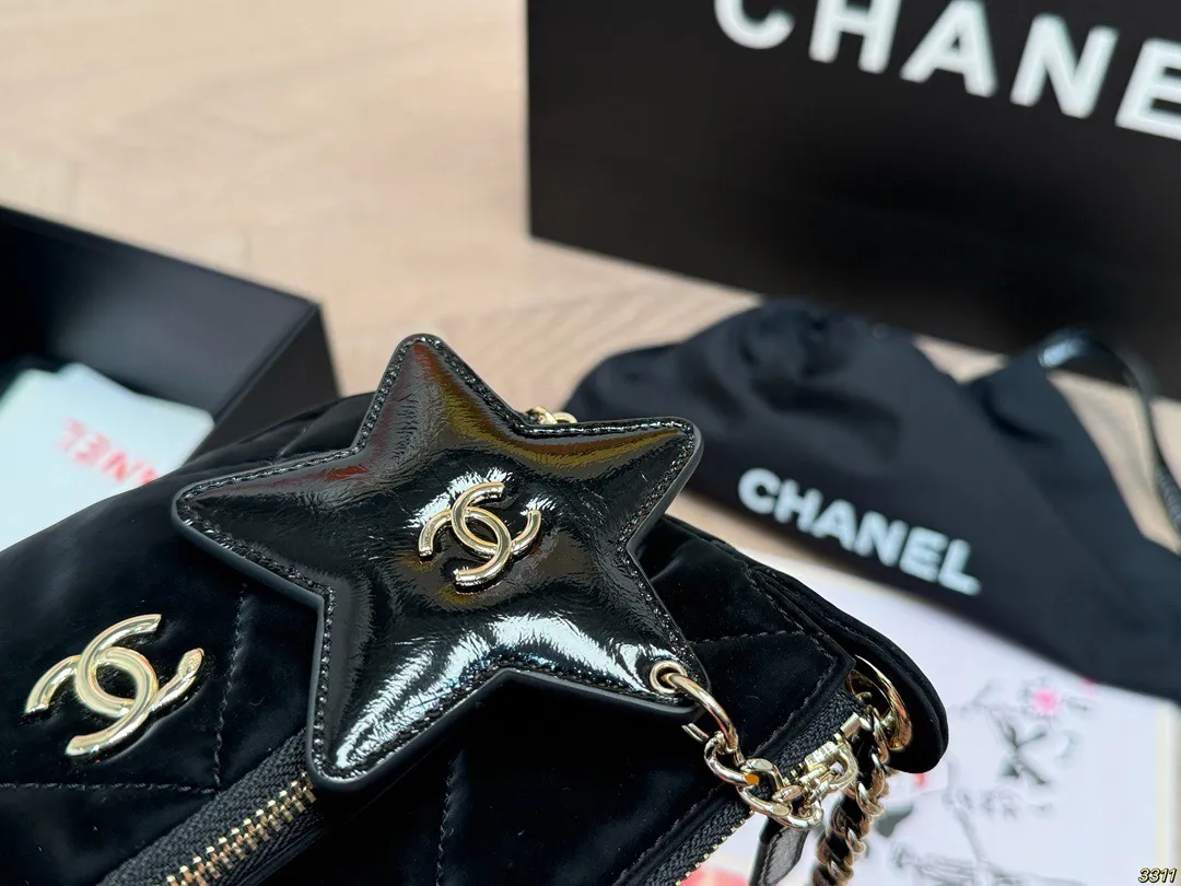 ¥195全套飞机盒包装 25N🎿滑雪胶囊系列 Chanel香奈儿 菱格链条包新款系列 气质百搭 种草款 可甜可咸 又A又飒 尺寸22 15