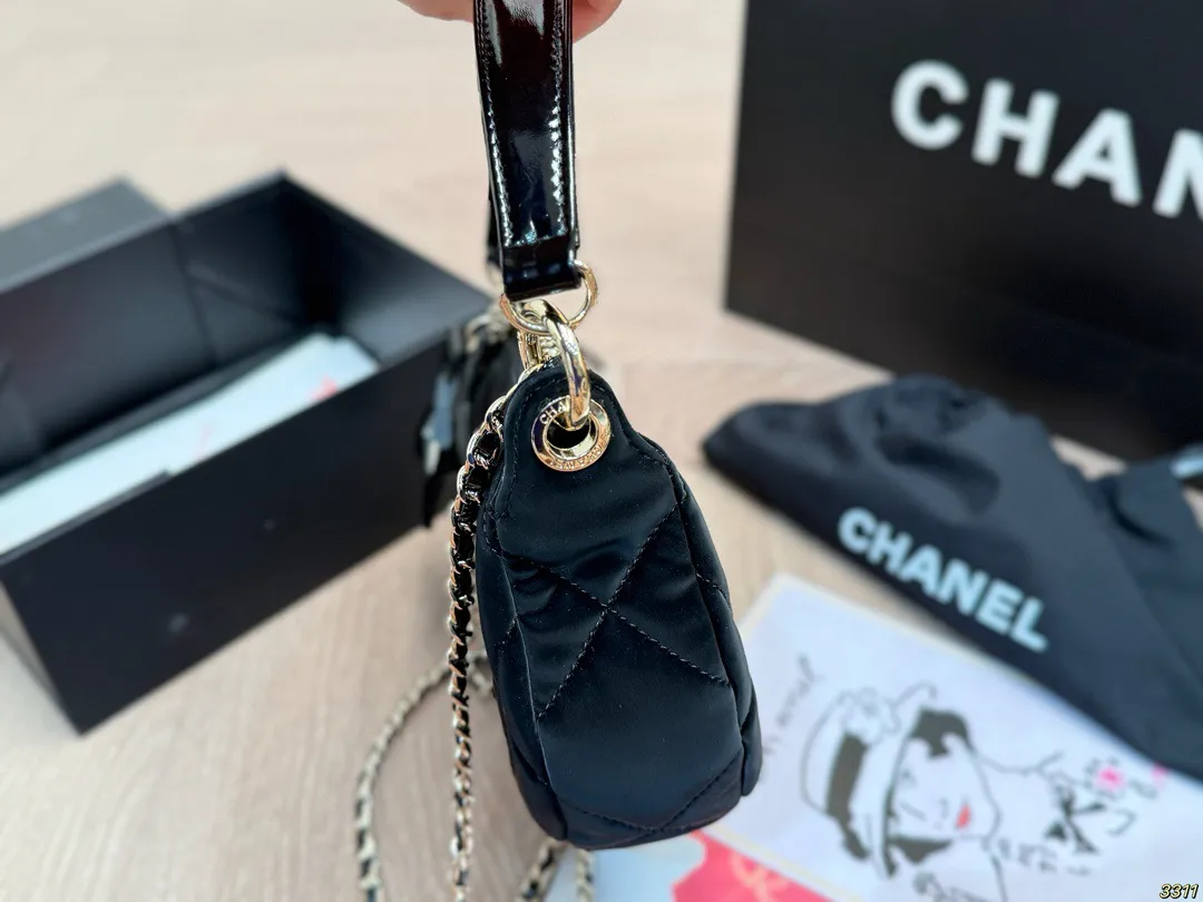 ¥190全套飞机盒包装 25N🎿滑雪胶囊系列 香奈儿Chanel链条包 自由炙热 舒适惬意 优雅是你 随性也是你 尺寸22 15