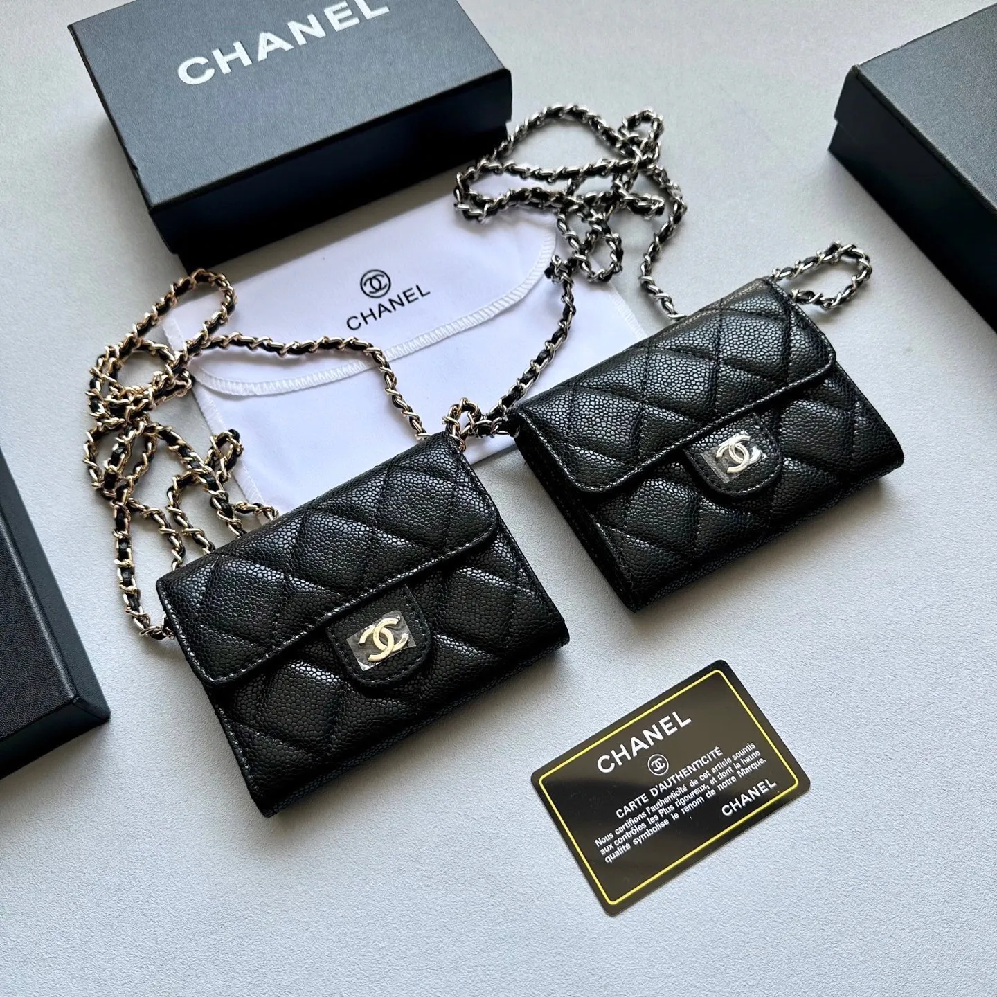 P105🎀颜色 多色可选🎀尺寸 12x10cm🎀CHANEL香奈儿鱼子酱牛皮/羊皮小背包💋 时尚又大方😘美妞必备