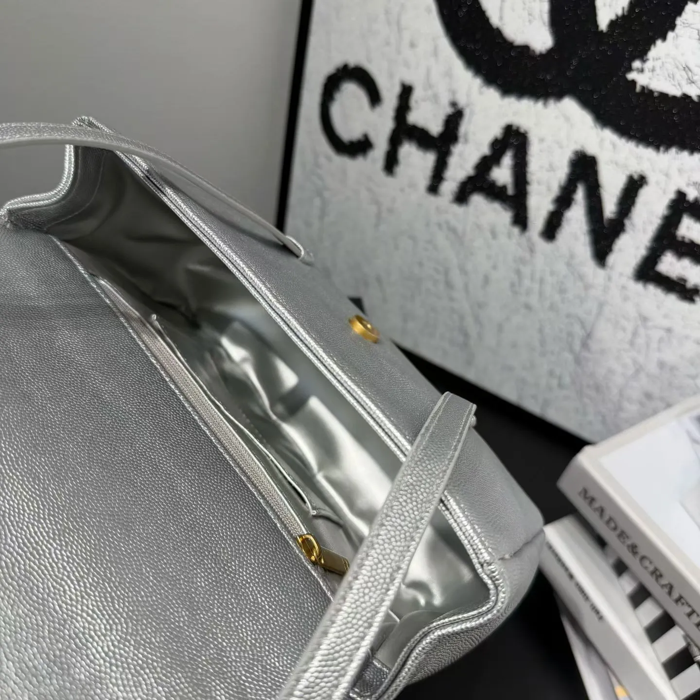 💰199包邮❗ OHANEL ❤️26CJennie明星同款🔥早春系列尺寸:22-15-6cm 材质:小颗粒牛皮