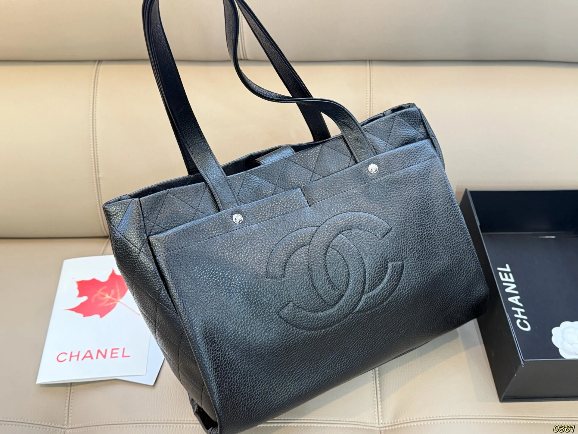 &yen;210 香奈儿Chanel 复古系列中古风格 时髦典雅直接封神值得入手 尺寸38 29