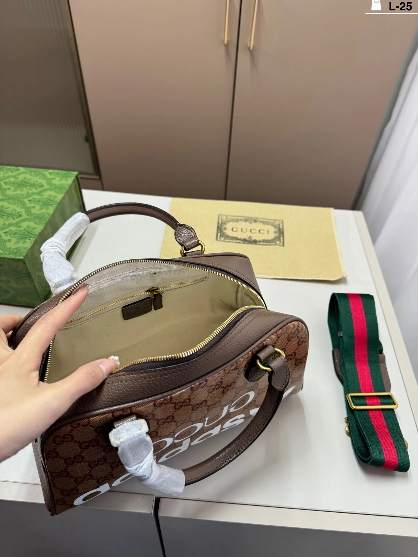 💰p145 L-25尺寸31&times;18折叠盒 Gucci酷奇/adidas x 阿迪达斯联名 迷你旅行包 手提单肩斜挎包 男女通用 经典百搭 实物拍摄
