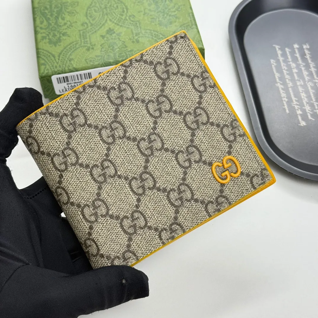 p75🎀GUCCI F08🎀颜色:黑胶/兰 啡胶/黄 啡胶/灰🎀尺寸:11*10*1.5 🎀GUCCl专柜最新款火爆登场!官网同步,精湛手工制作,实物拍摄,男女统用!