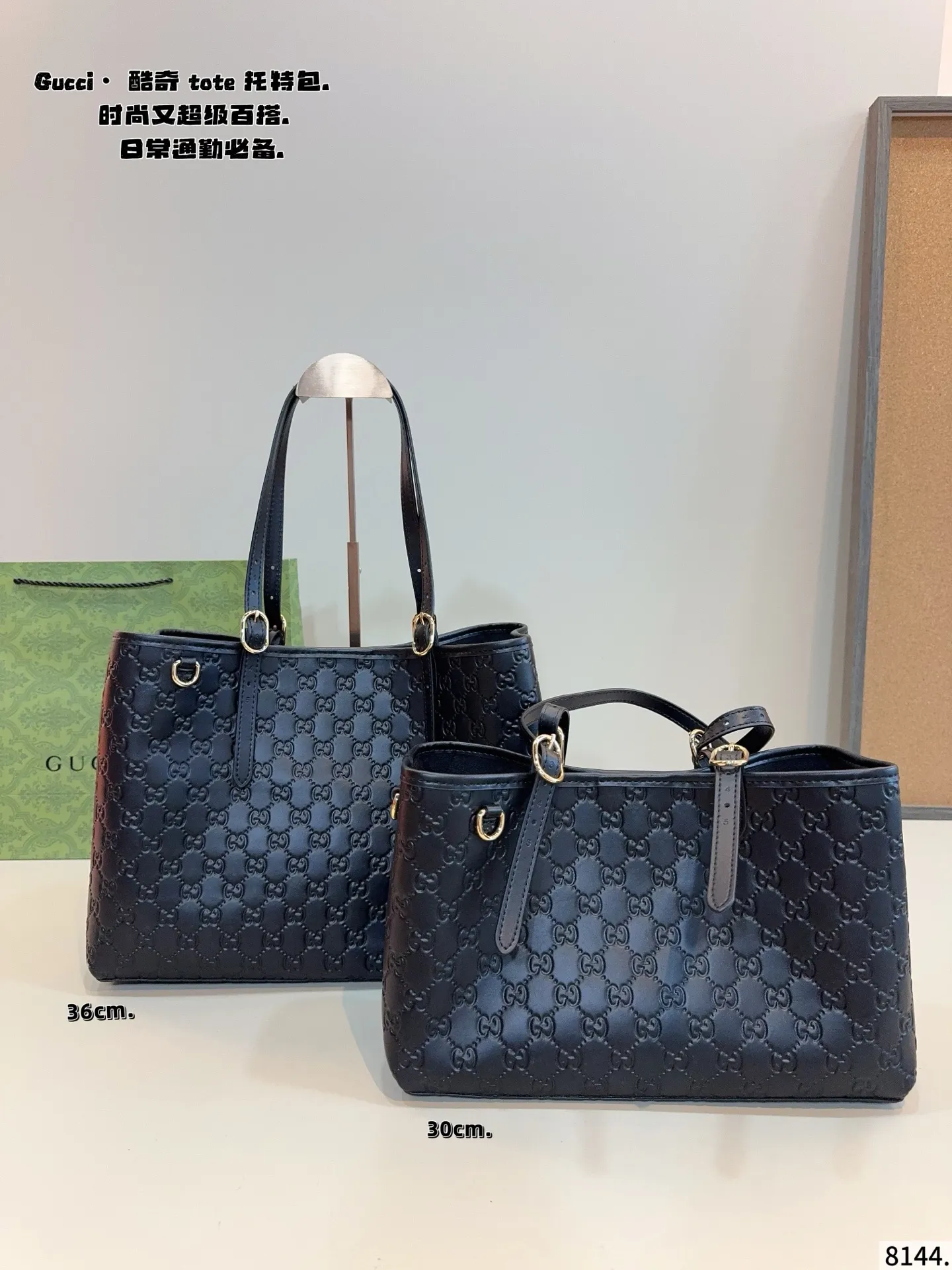 p180p180 Gucci古驰Exquisite饰双G 购物袋 最新款💋GUCCI枕头 市场独家新款，古奇醉新爆款，醉新元素，包现货‼️原厂订制五金，进口牛皮搭配GG胶料.～尺寸：36*12*25/30*10^19cm