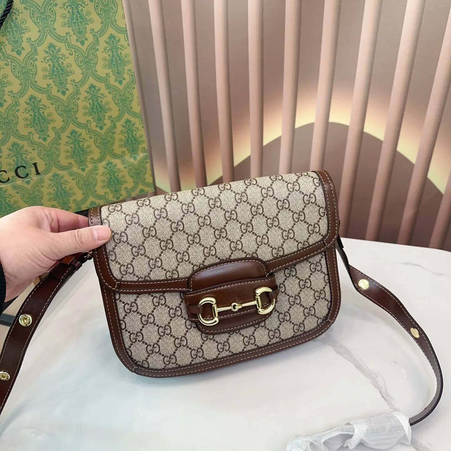 p135 配折叠盒 尺寸25.18cm 酷奇𝙂𝙪𝙘𝙘i 𝘿𝙞𝙤𝙣𝙮𝙨𝙪𝙨丹宁牛仔1955马鞍包 神秘又不失格调配色太高级了Q